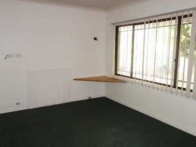 11 St Albans Rd, Nollamara