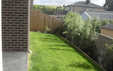 8 Brownfield Drive, Officer