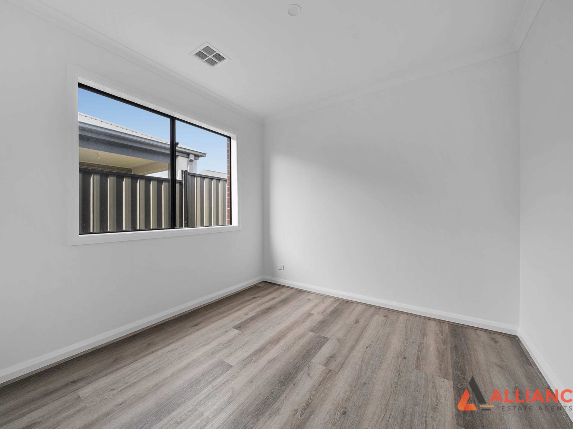 10 Mound Avenue, Donnybrook
