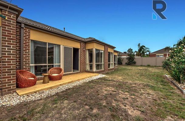 16 Explorers Place, Craigieburn