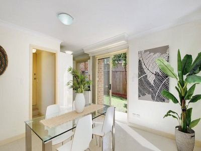 8 / 8 Elonera Street, Rydalmere