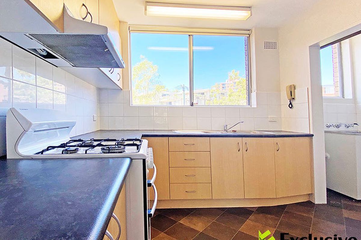15 / 13 Bortfield Drive, Chiswick