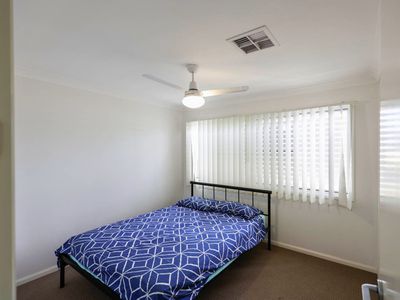 2 / 5 Rose Street, Moranbah