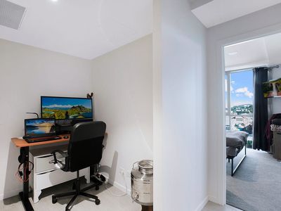 702 / 95 Linton Street, Kangaroo Point