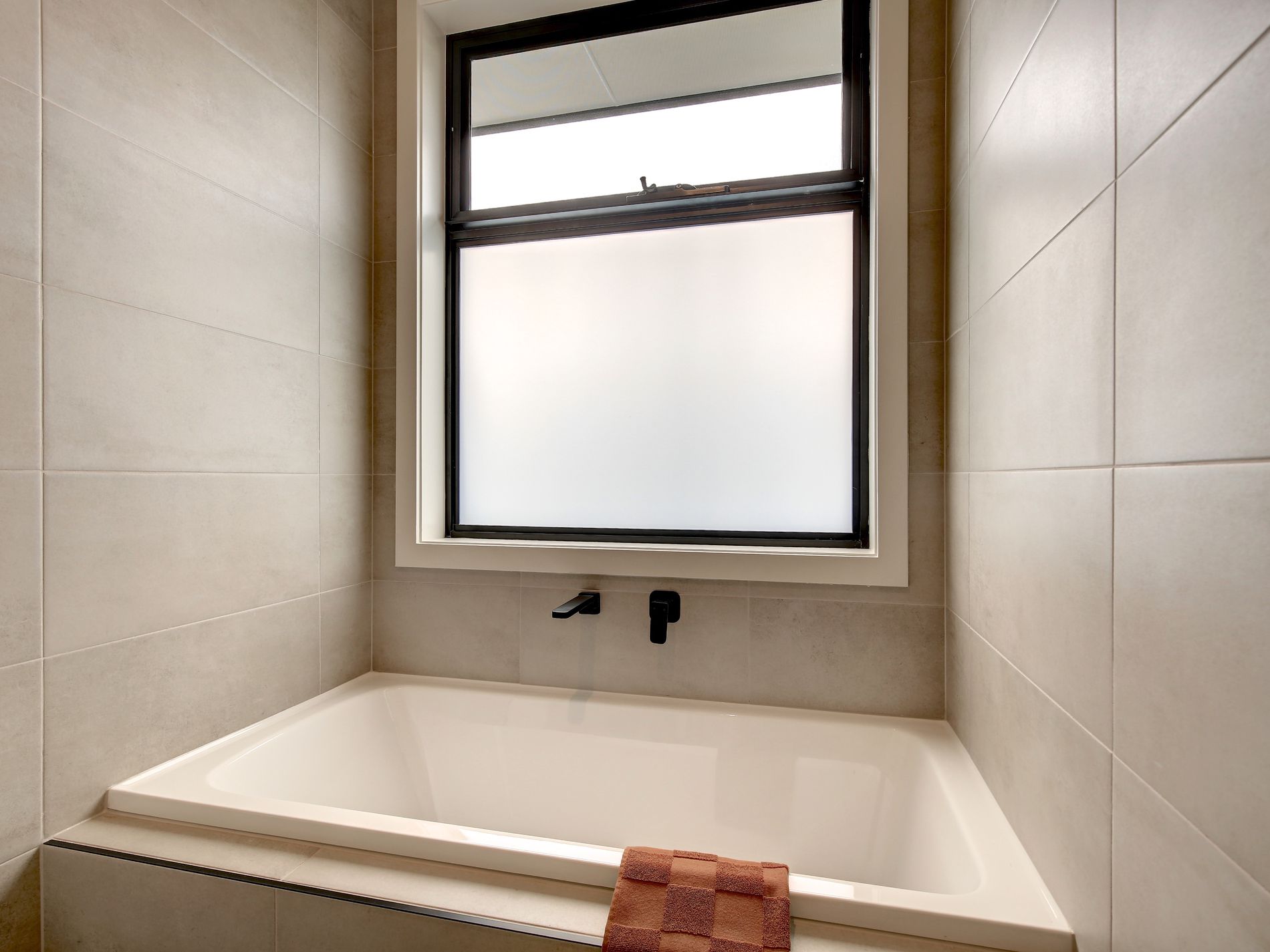 19E Sutton Avenue, Seacombe Gardens