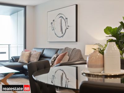 99 / 172 Railway Parade, West Leederville