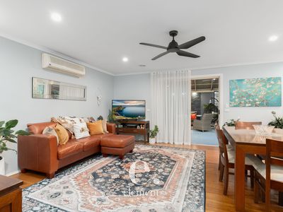 10 Skylark Court, Lara