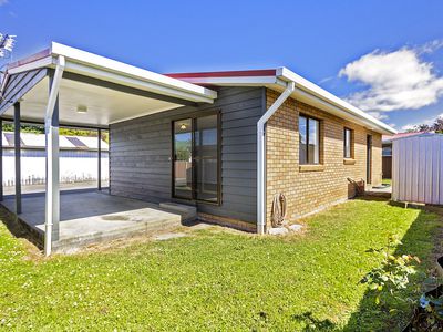 2 / 39 Sale Street, Huonville