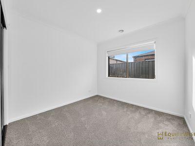 391 Maracana Avenue, Manor Lakes