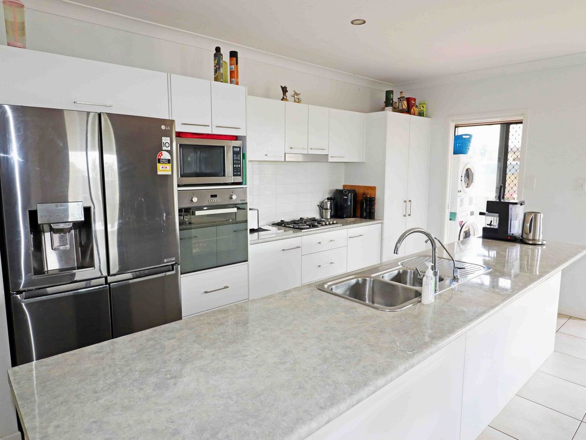 24 Bellamy Drive, Tolga