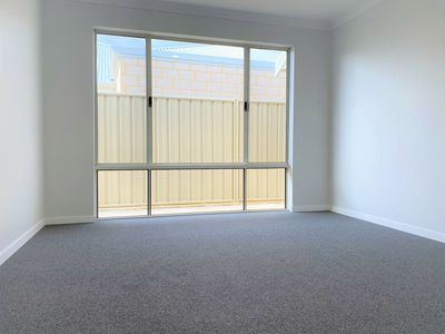 57 Parktree Avenue, Yanchep