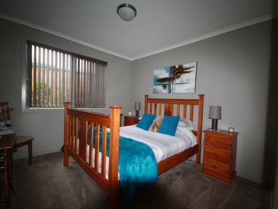 2 / 60 Dodgin Street, Wynyard