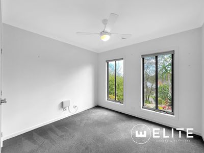 19 Kensington Square, Drouin