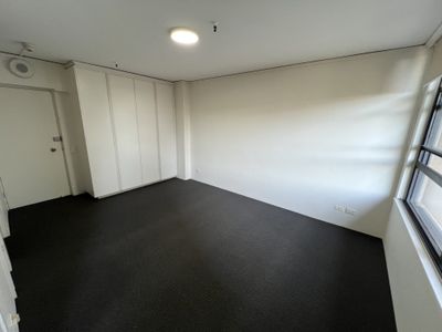 182 / 27 Park Street, Sydney