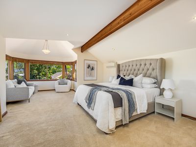 6  Webb Avenue , Glenside