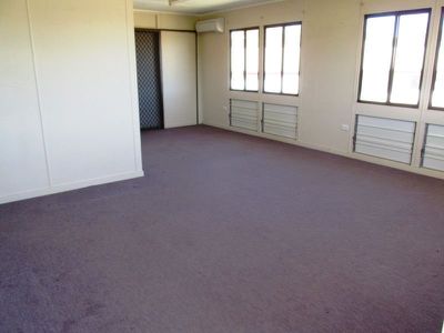 52 Plover street, Longreach