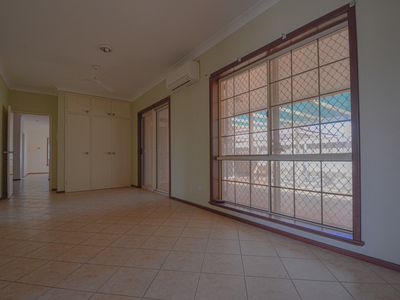 7 Spoonbill Crescent, South Hedland