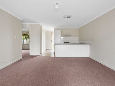 21 / 3 Great Eastern Highway, Somerville