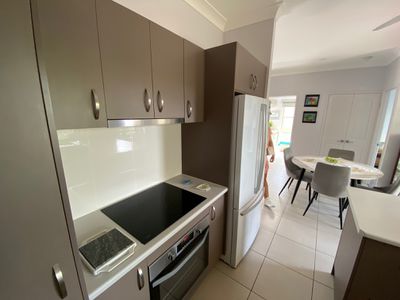 17 / 142-146 ELIZABETH STREET, Urangan