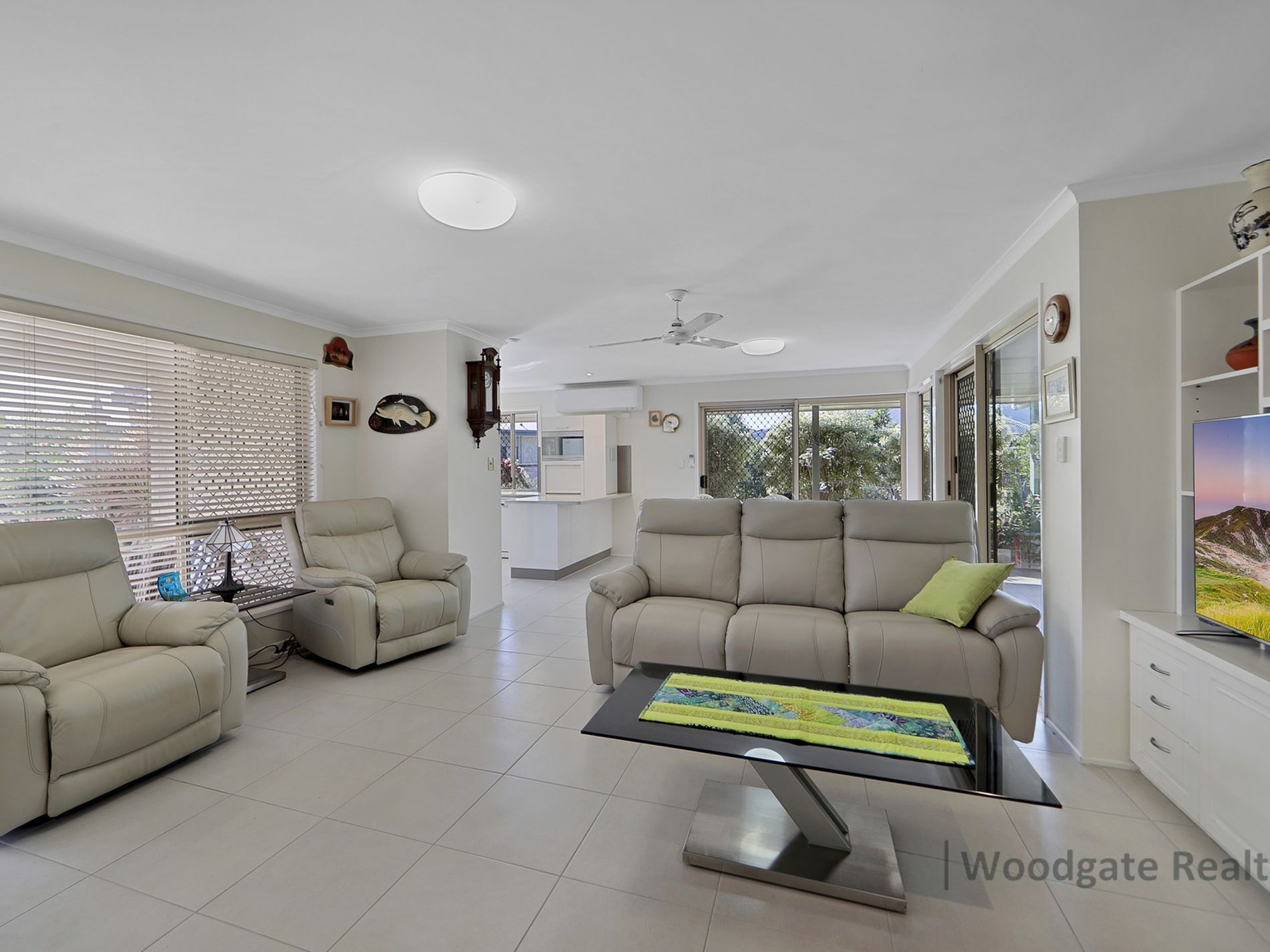 5 Hussar Ct, Woodgate