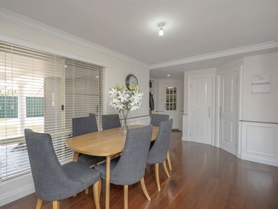 7 Crosshill Green, Kinross
