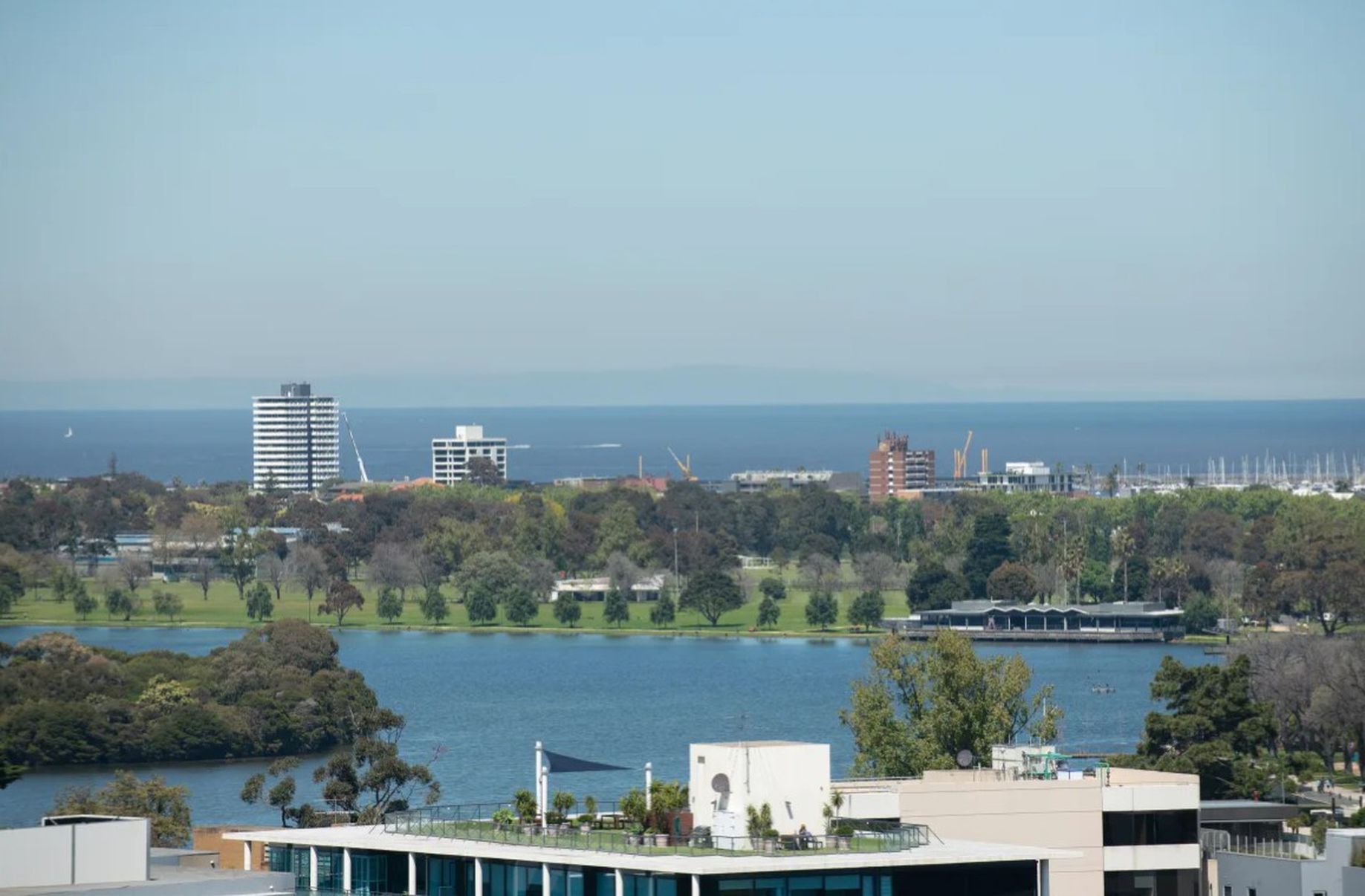 1805 / 41 Bank Street, South Melbourne
