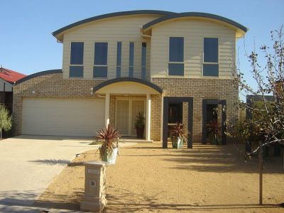 15 Cotteridge Place, Caroline Springs