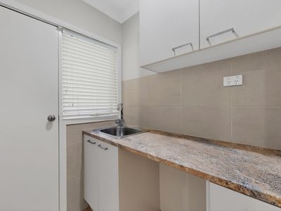 1 / 43 Endeavour Crescent, Endeavour Hills