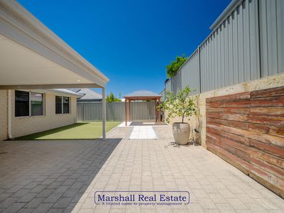 9 Columbia Crescent, Alkimos