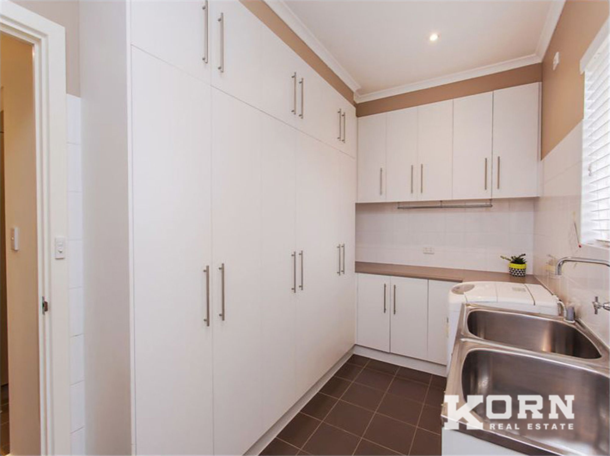34 Leader Avenue, Kilburn
