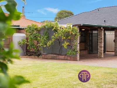 50 Howes Crescent, Dianella