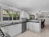 11 Durness Street, Kenmore