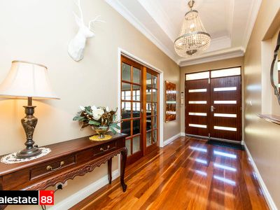10 St Oswald Rise, Churchlands