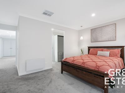 14 Aurora Drive, Cranbourne West