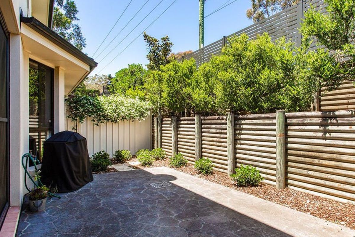 2 / 74 Karalta Road, Erina