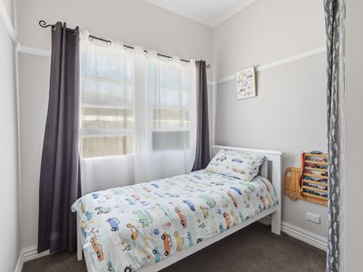 13 Younger Street, Wangaratta
