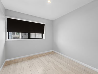177 / 8 Limburg Way, Greenway