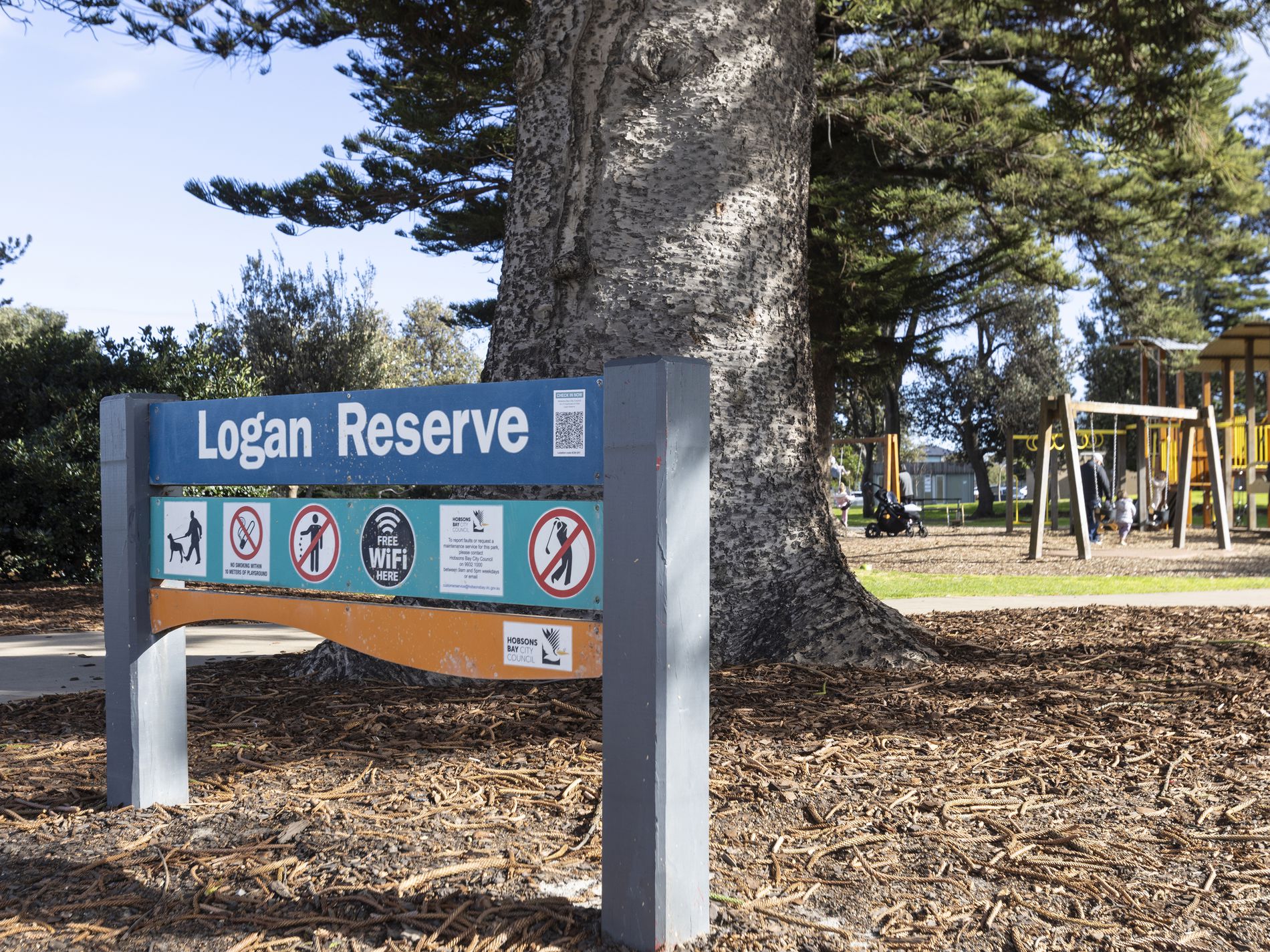 2/261 Esplanade, Altona