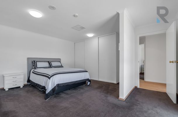 1 Ramsbury Street, Craigieburn