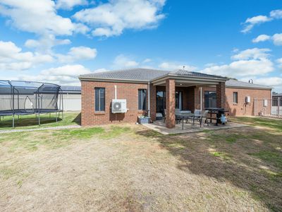 9 Settlers Drive, Kialla