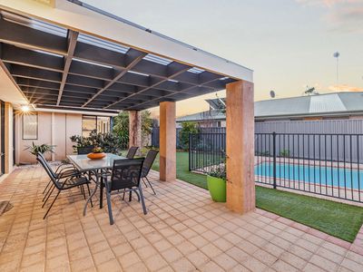10 Emander Drive, Dianella