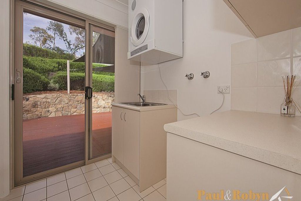 13 Robert Lewis Court, Gordon