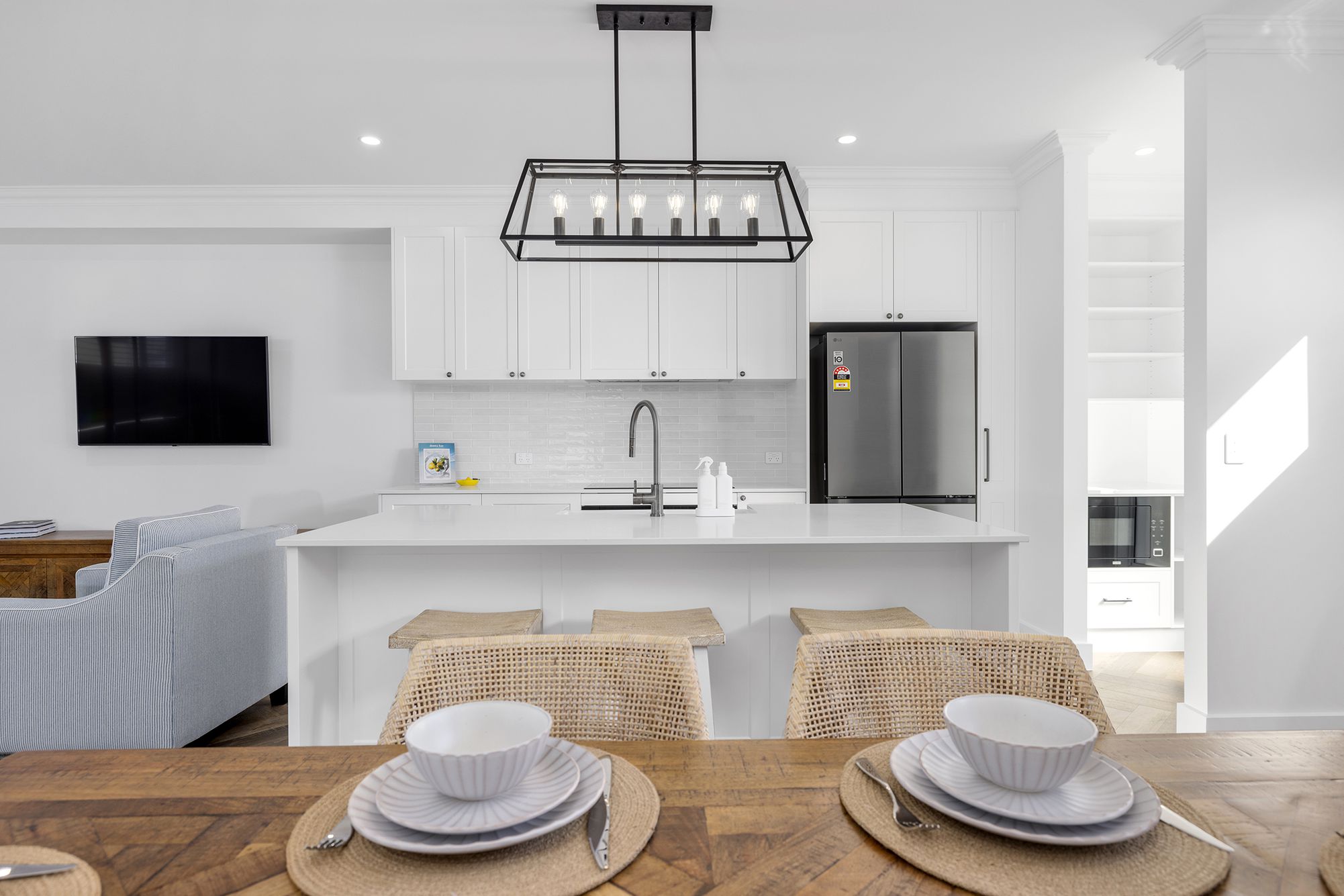 2 / 14 Victor Avenue, Paradise Point
