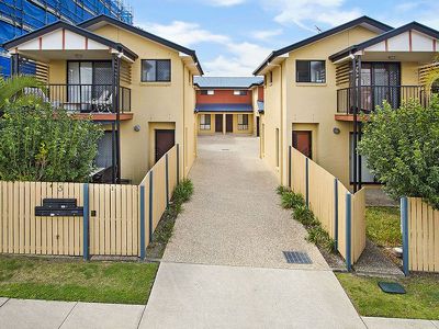 4 / 5 View Street, Chermside