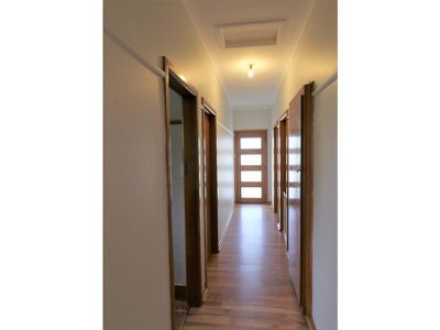 93 Livingstone St, Avenel