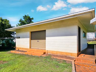 25 Park Avenue, Malanda