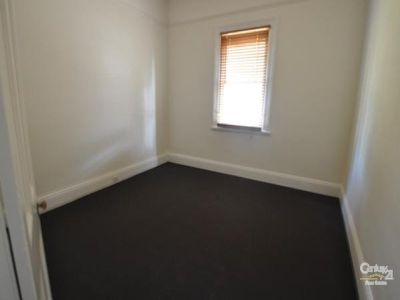 69 Macleay Street, Dubbo