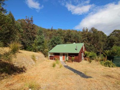 228 Cross Road, Gardners Bay
