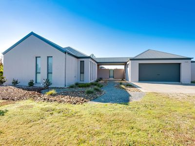 106 KERR ROAD, Thurgoona