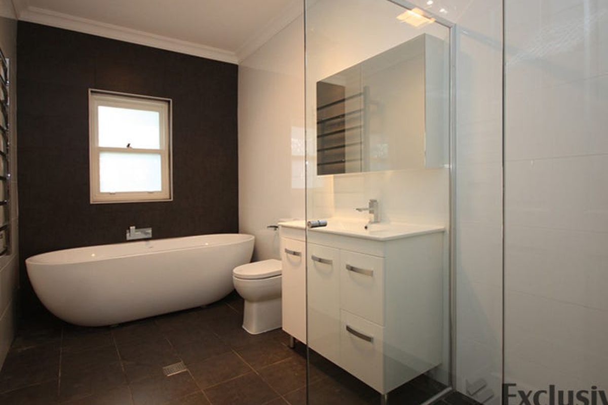 216 Burns Bay Road, Lane Cove